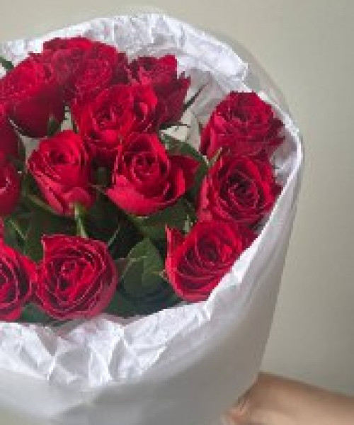 Букет из 15 красных роз #3861 - Цветочный21