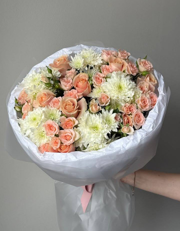 Букет с розами и хризантемами #3849