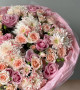 Букет с кустовыми розами и хризантемой #3846