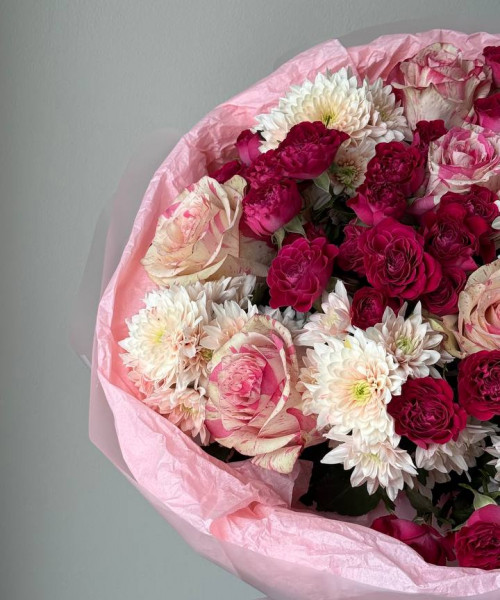 Букет с хризантемами и розами #3847 - Цветочный21