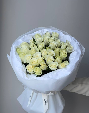 Большой букет из 35 белых роз #3810