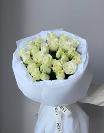 Букет из 25 белых роз #3809