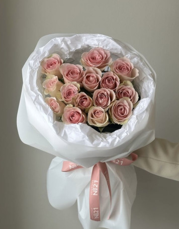 Кремовые розы - 15 цветов  40/50 см #3807
