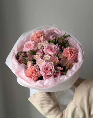 Букет из альстромерий,роз,гвоздик и кустовых роз #3798