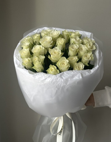 Буке из 25 белых роз #3788