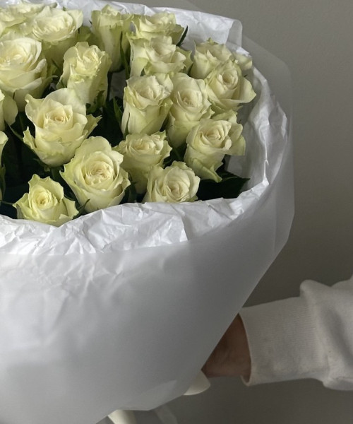 Букет из 25 белых роз #3788 - Цветочный21