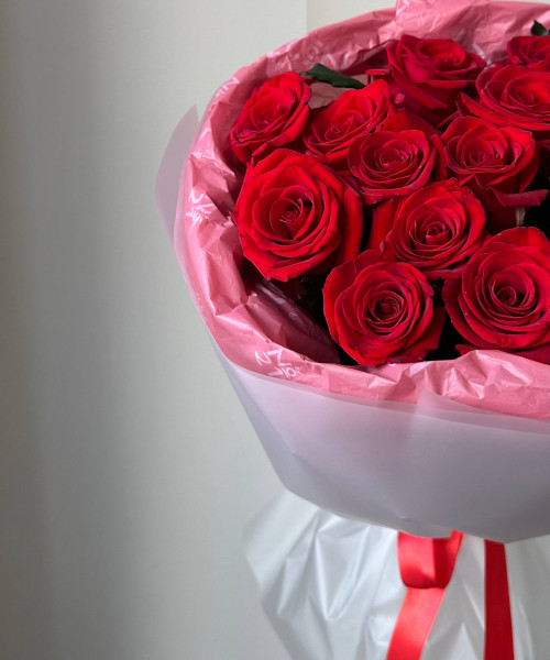 Букет из 15 красных роз 50 см #3725 - Цветочный21