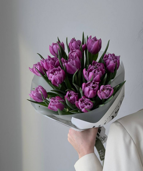 Букет из 17 тюльпанов - Цветочный21