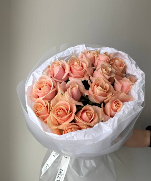 Букет из 15 персиковых роз #3832 - Цветочный21