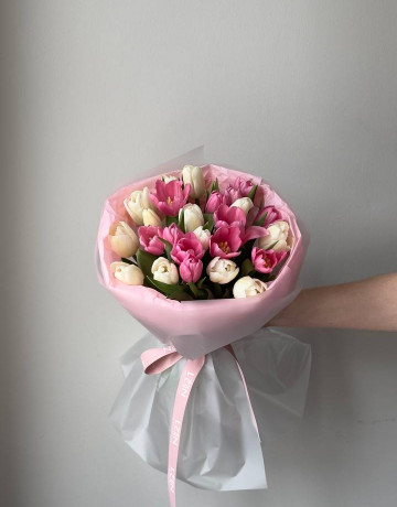 Букет из 25 тюльпанов #3818