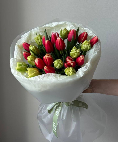 Букет из 25 тюльпанов микс на выбор флориста #3816 - Цветочный21