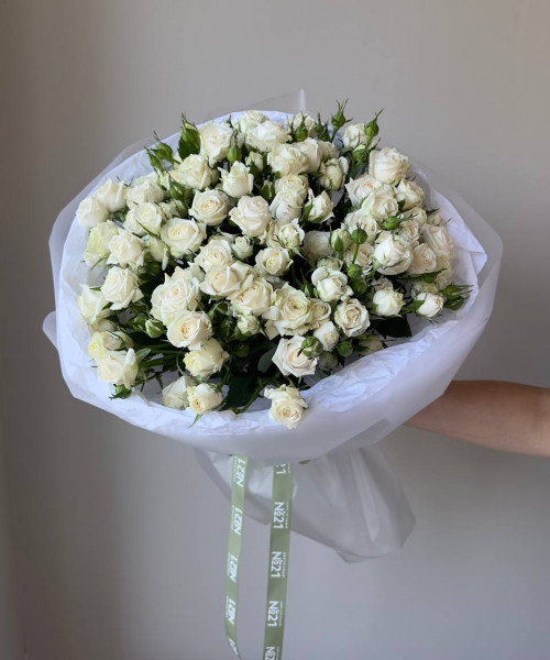 Моно букет из 25 кустовых роз #3688 - Цветочный21