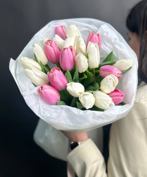Монобукет из 25 тюльпанов #3588 - Цветочный21