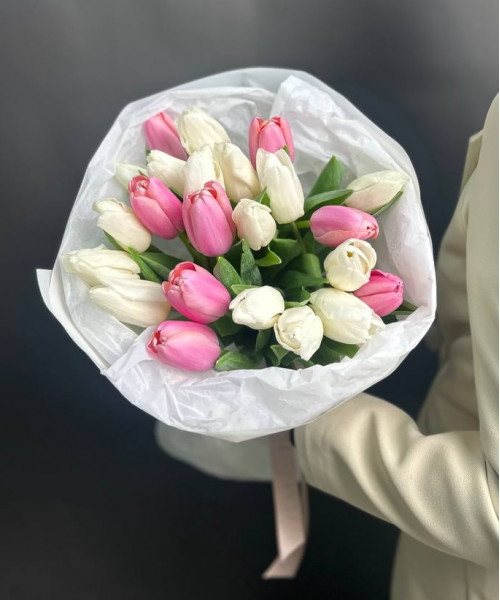 Монобукет из 25 тюльпанов #3588 - Цветочный21