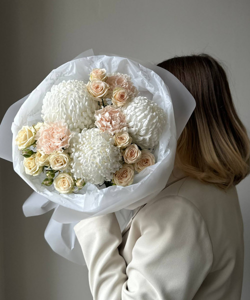 Букет цветов - хpизантемы, гвоздики, кyстовые розы #3735 - Цветочный21