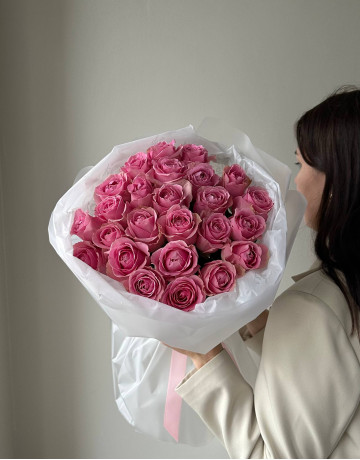Букет из 25 розовых роз #3762