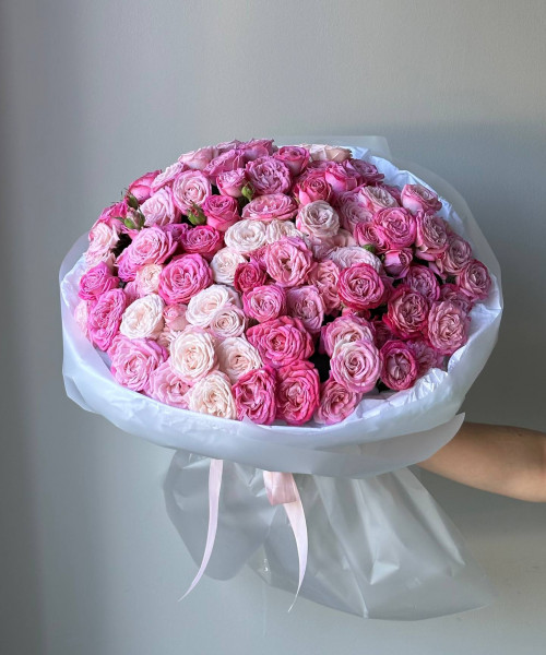 Букет из 51 кустовой розовой розы #3861 - Цветочный21